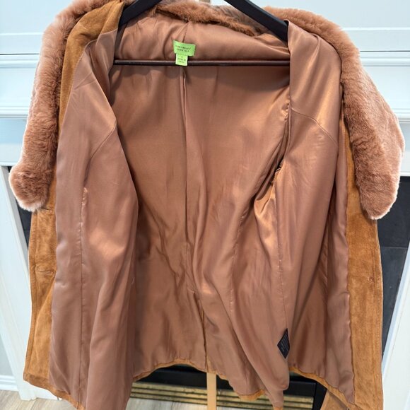 🤎 Suede Leather Coat w/ Faux Fur Collar 🤎 - Picture 3 of 9